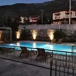 Bella Rose Hotel