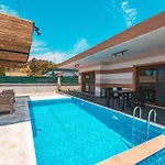 Portakal Cicegi Villalari