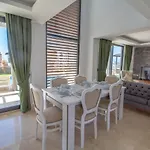 Onno Villa, Oezel Havuzlu, Fethiye