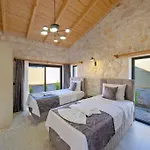 Ader Villa 1