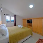 Fethiye Merkezi Dogayla Ic Ice 4+2 White Villa