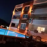 Azize 6