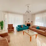 Villa Beatrice Large Family Villa