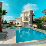 Villa Beatrice Large Family Villa