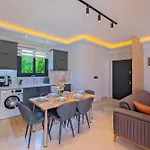 Enu Villa 2