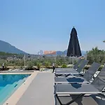 Ladin Villa