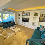 Paris A Villa, Oezel Havuzlu, Fethiye