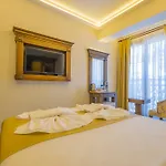 Reis Royal Hotel