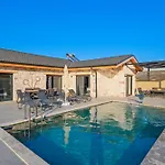 Ader Villa 1