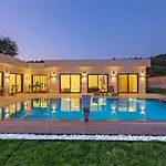 Villa Tera