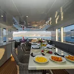 Explorer Yacht