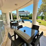 Valley Villa - 4 Bedroom Private Villa