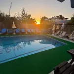 Ocean Life Otel