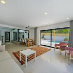 Arici Evi Delux Luxury Villa With Indoor And Outdoor Pool