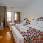 Mia Suites Hotel