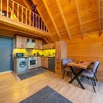 Cedar Bungalow