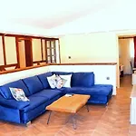 Mulberry Cottage