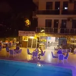 Alis Hotel