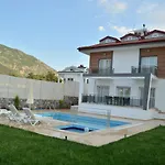 New Age Villa Lilya Hisar