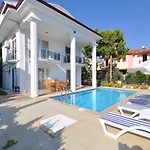 Villa Artemis