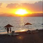 Deniz Otel