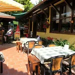 Gondol Apartments