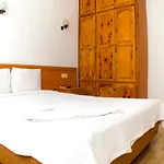 Hotel Seril 1