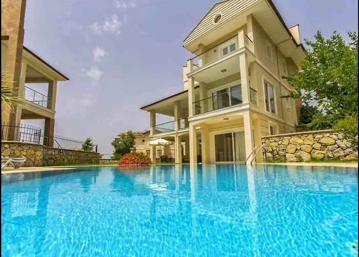 Villa Beatrice Large Family Villa