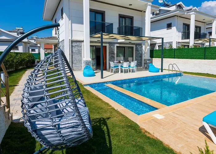 Hisar 1 - 4 Bedroom Holiday Villa In Hisaroenue