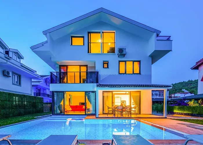 Infinity Lily Villa 2