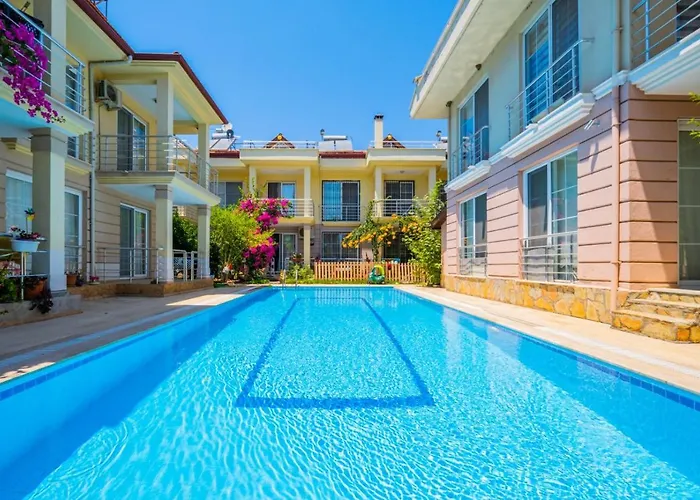 Guel Evleri Calis Beach Villa