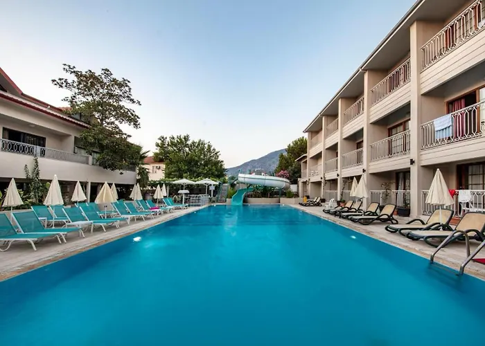 Golden Life Resort Hotel & Spa