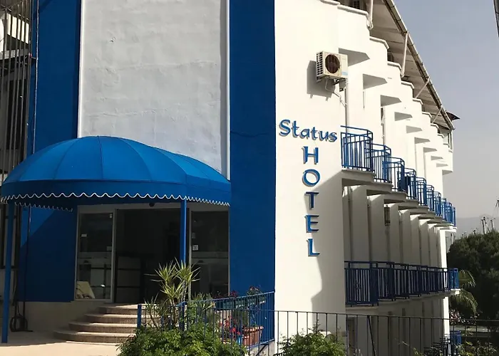 Hotel Status