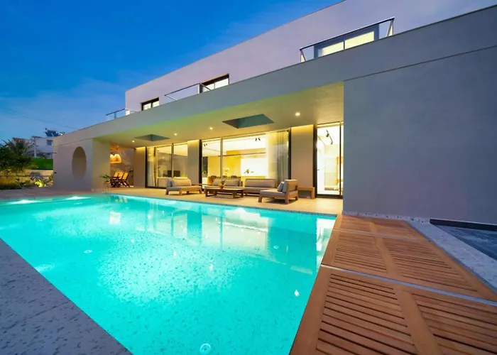 Villa Laser