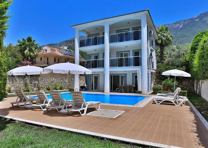 Oludeniz 4 Bedroom Villa 2184