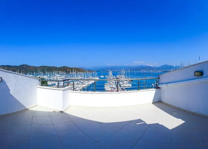 Luxury Apartment With Seaview