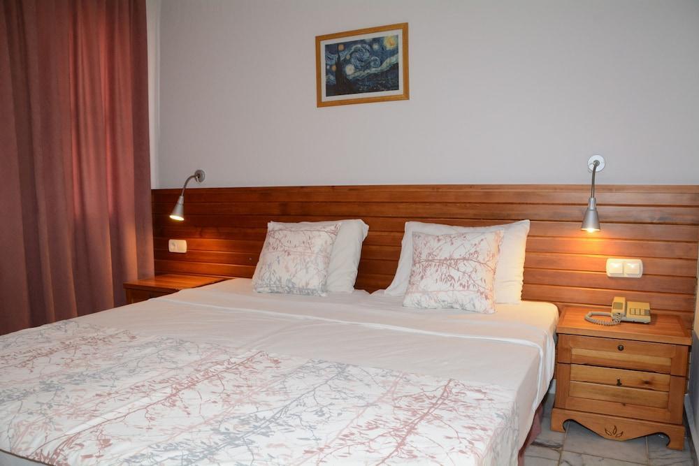 Ova Otel