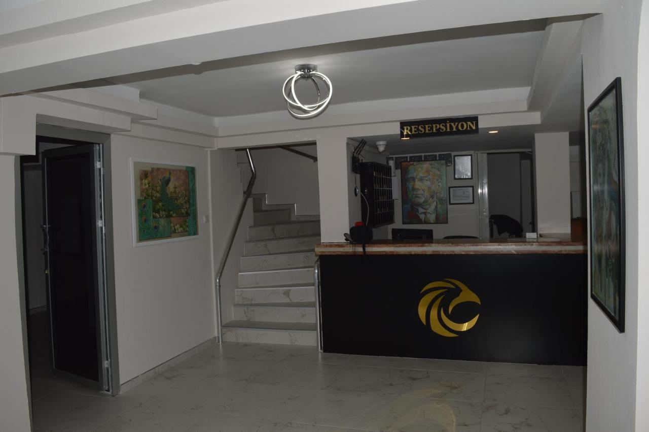 Aquila 3*