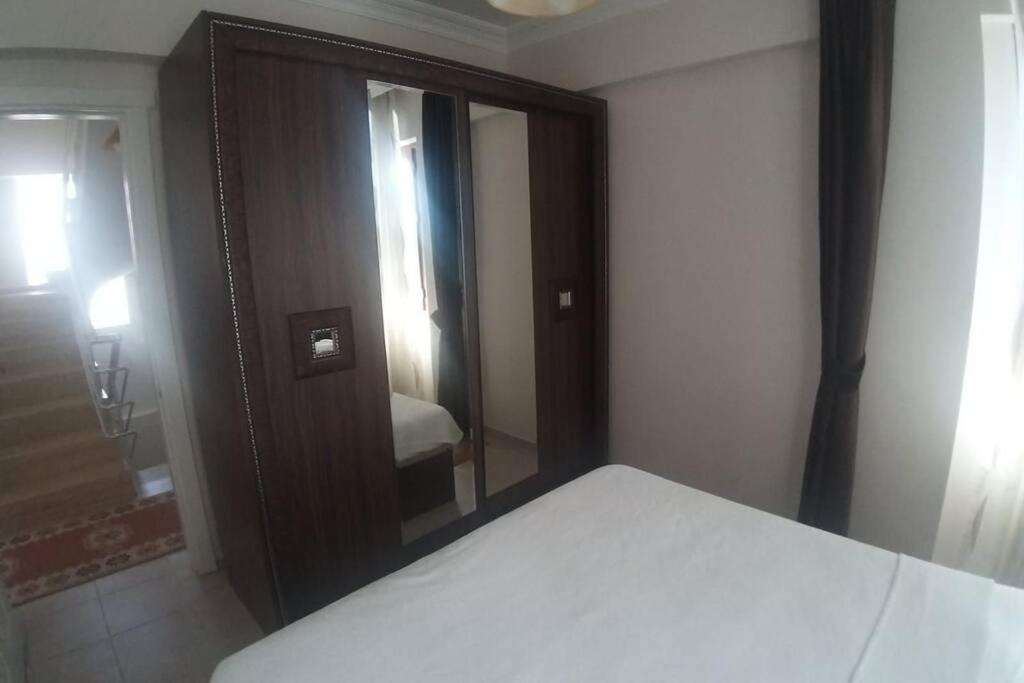 Baris Manco Bulvari Villa *