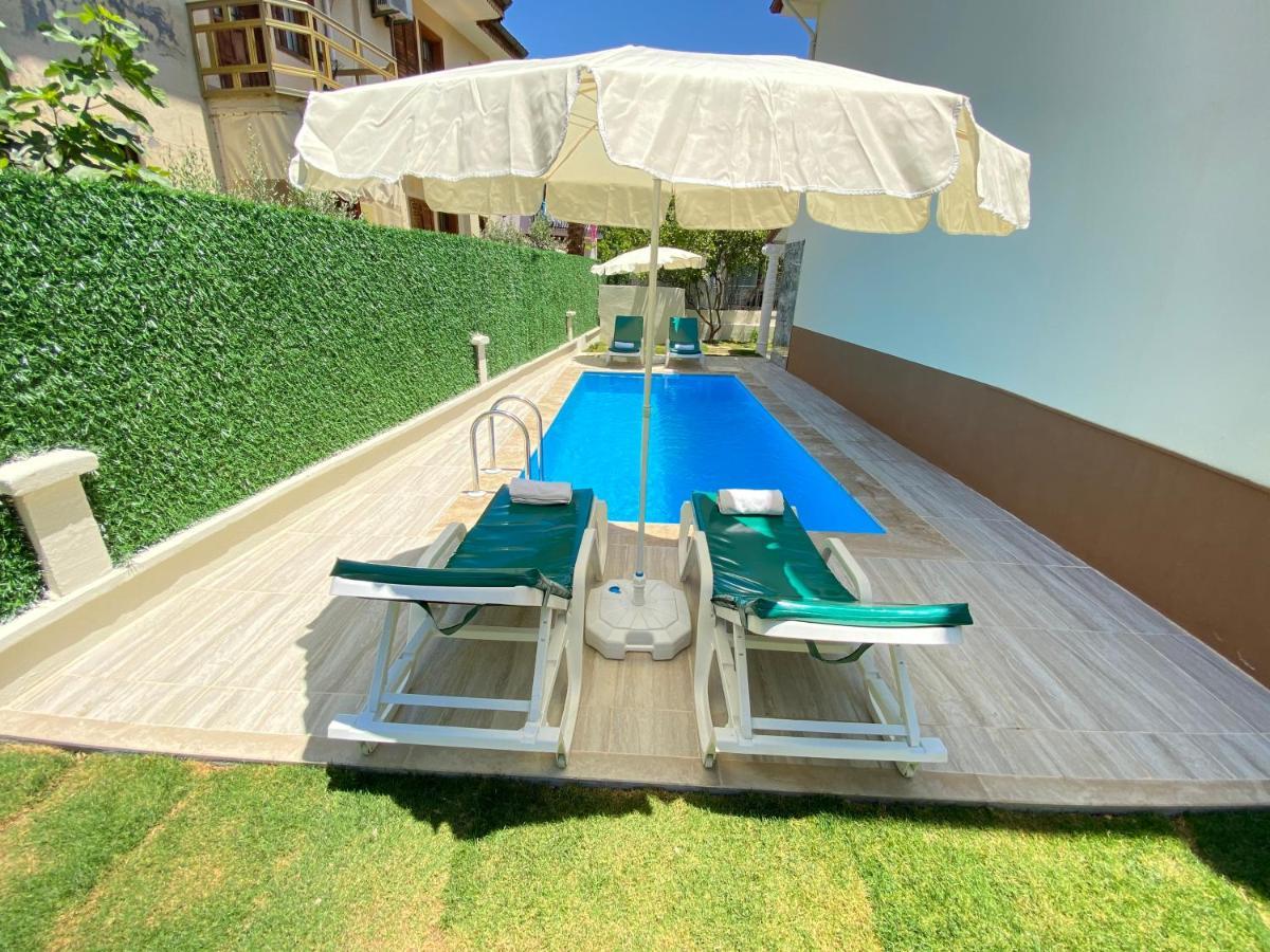 No8 Private Pool