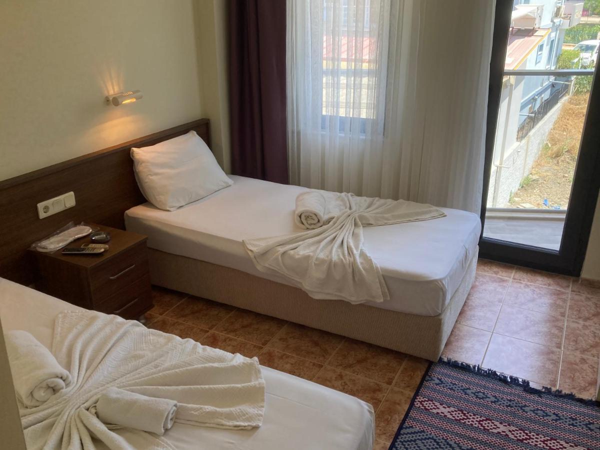 Otel Olimpia *
