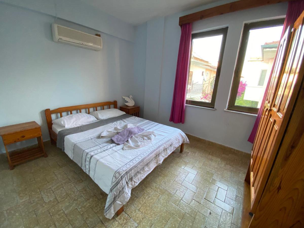 Hix Garden Aparthotel *
