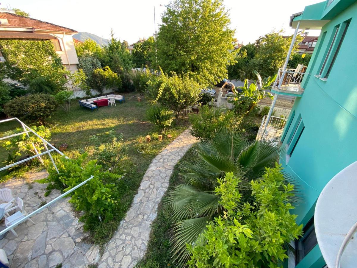 Hix Garden Aparthotel *