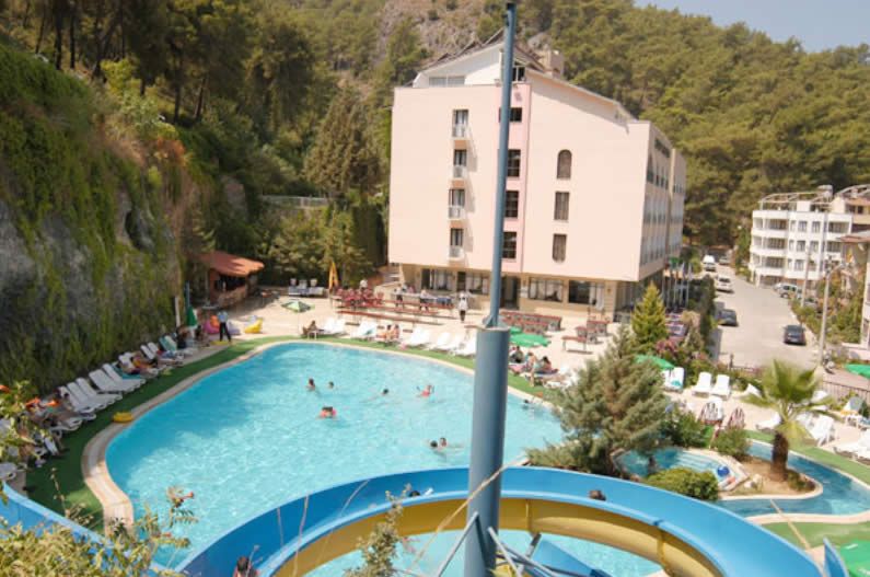 Hotel Pirlanta 3*