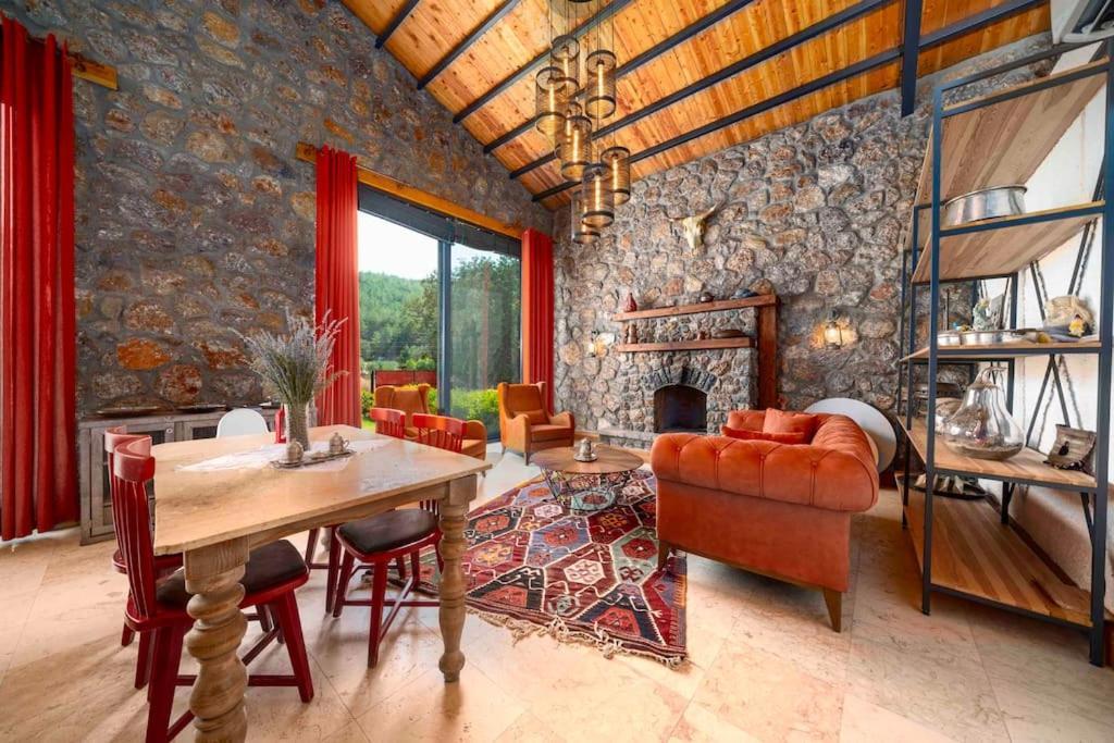 Villa Reddoors