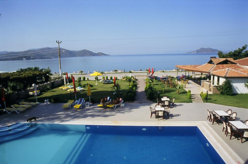 Hotel Area 3*