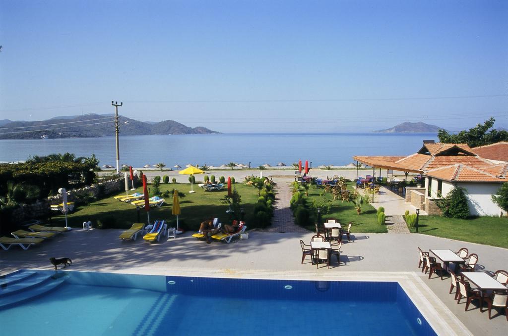 Hotel Area 3*
