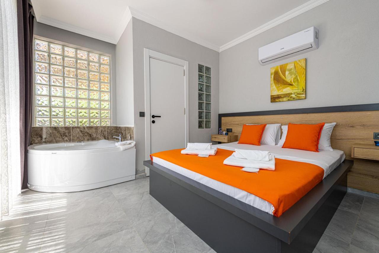 Murphy Villa *