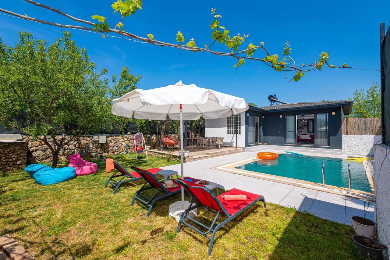 Murphy Villa