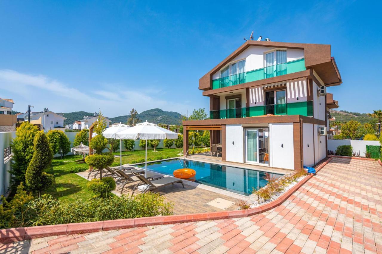 Villa 4 Beds, Luxury In Hisaroenue Oeluedeniz Mia Fethiye